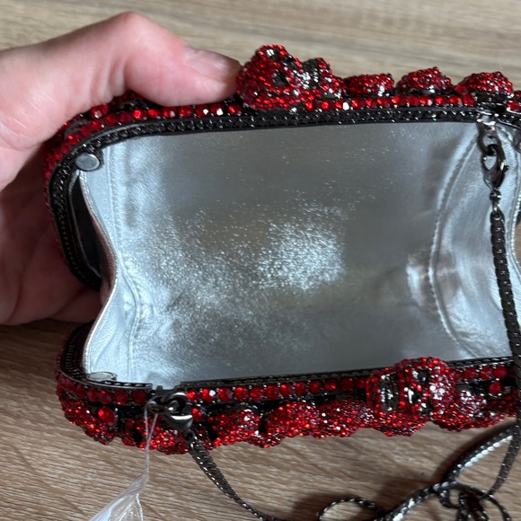 Fawziya Skull Clutch - Picture 8 of 10